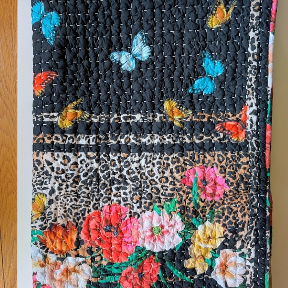 QUILT: Johnny Was Sandra Floral/Cheetah Blanket - Picture 1 of 6